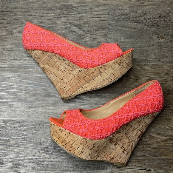 Rue 21 Coral Orange Platform Wedge Heels, size 8/9 - Picture 3 of 11